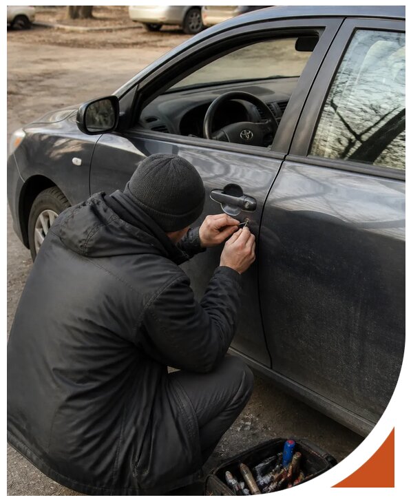 Профессиональное вскрытие автомобиля Тойота без повреждений в Юбилейном